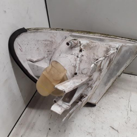 Optique avant secondaire droit (feux)(clignotant) BMW SERIE 3 E46