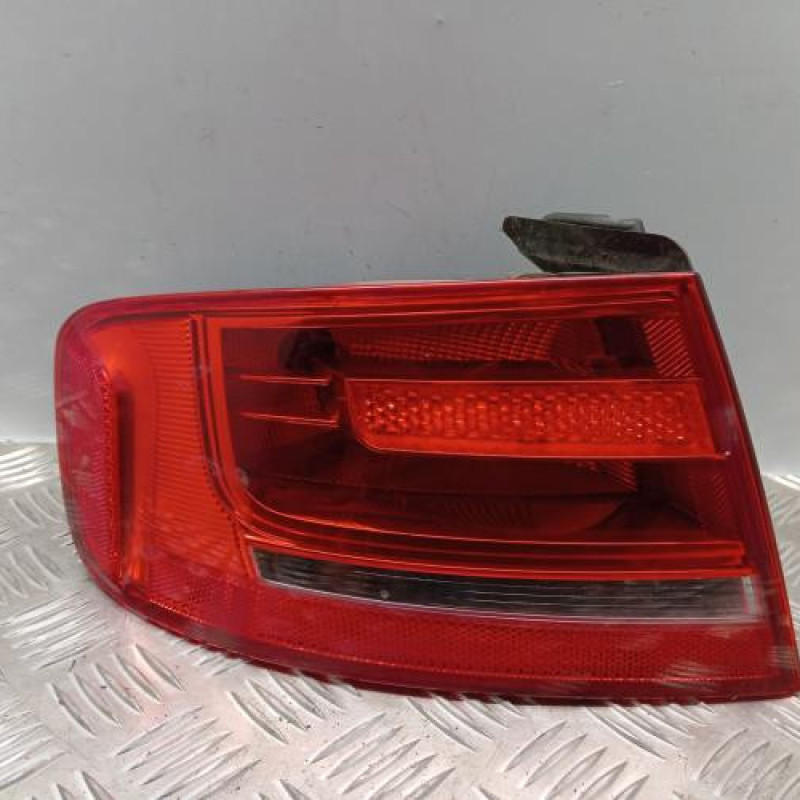 Feu arriere principal gauche (feux) AUDI A4 3 Feu arriere principal gauche (feux) AUDI A4 3