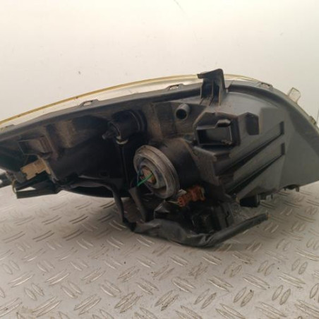 Optique avant principal droit (feux)(phare) TOYOTA YARIS 2
