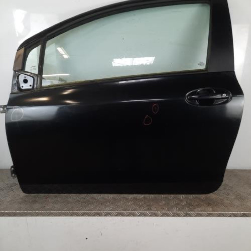 Porte avant gauche TOYOTA YARIS 2