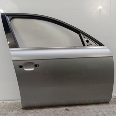 Porte avant droit AUDI A4 3 Photo n°1