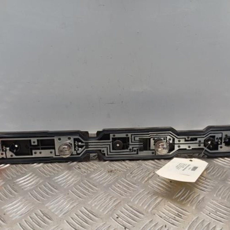 Platine feu arriere droit RENAULT MASTER 3 Platine feu arriere droit RENAULT MASTER 3