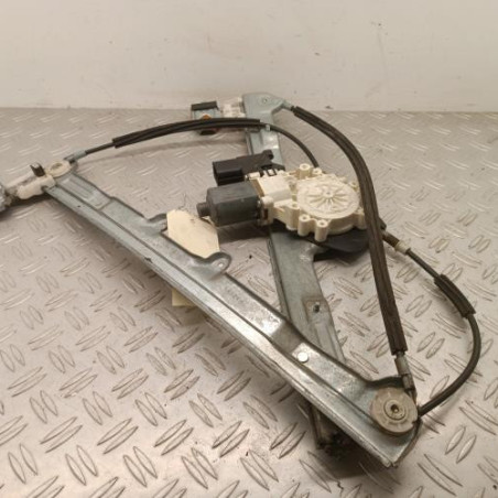 Moteur leve vitre avant droit MITSUBISHI COLT 6