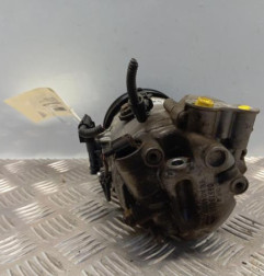 Compresseur clim OPEL ASTRA J Photo n°3