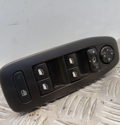 Interrupteur de leve vitre avant gauche PEUGEOT 2008 1