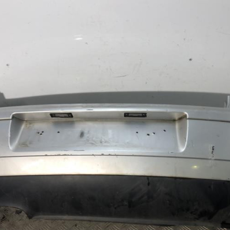 Pare choc arriere VOLKSWAGEN POLO 4