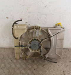 Moto ventilateur radiateur TOYOTA YARIS 2 Photo n°1