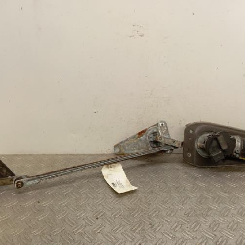 Moteur essuie glace avant PEUGEOT PARTNER 1