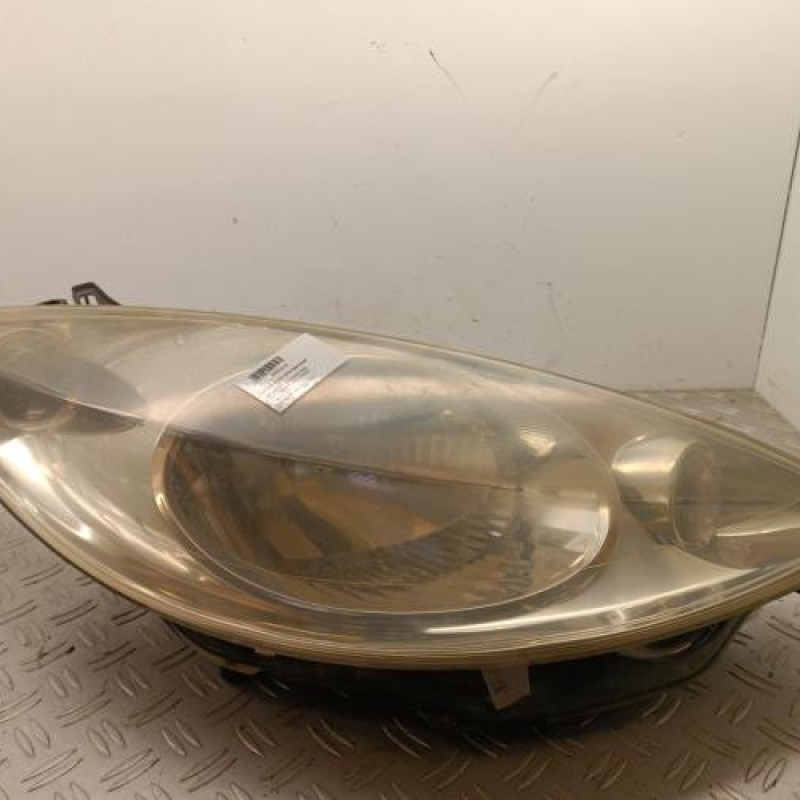 Optique avant principal droit (feux)(phare) PEUGEOT 1007