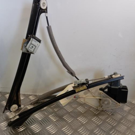 Leve vitre electrique avant droit VOLKSWAGEN POLO 5 Photo n°1
