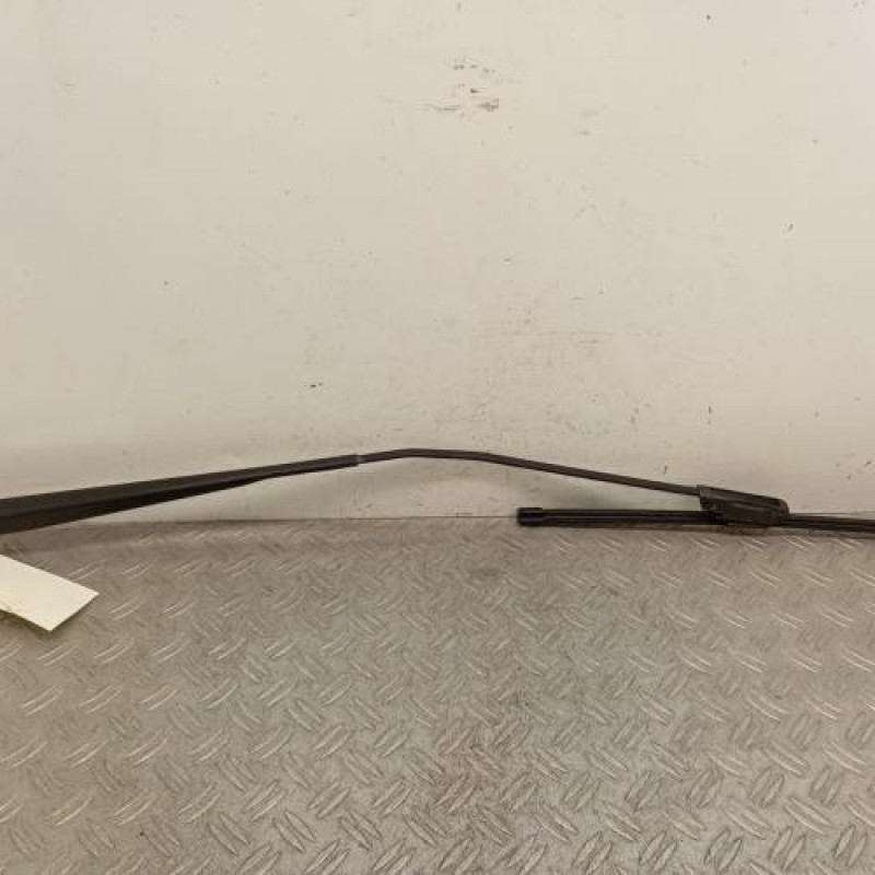 Bras essuie glace avant droit RENAULT CLIO 3