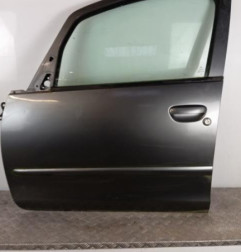 Porte avant gauche MITSUBISHI COLT 6 Photo n°1