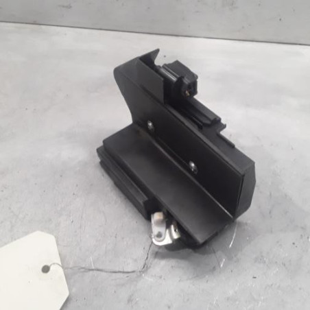 Serrure arriere droit DACIA DUSTER 2