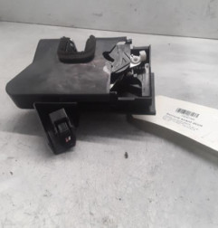 Serrure avant droit DACIA DUSTER 2