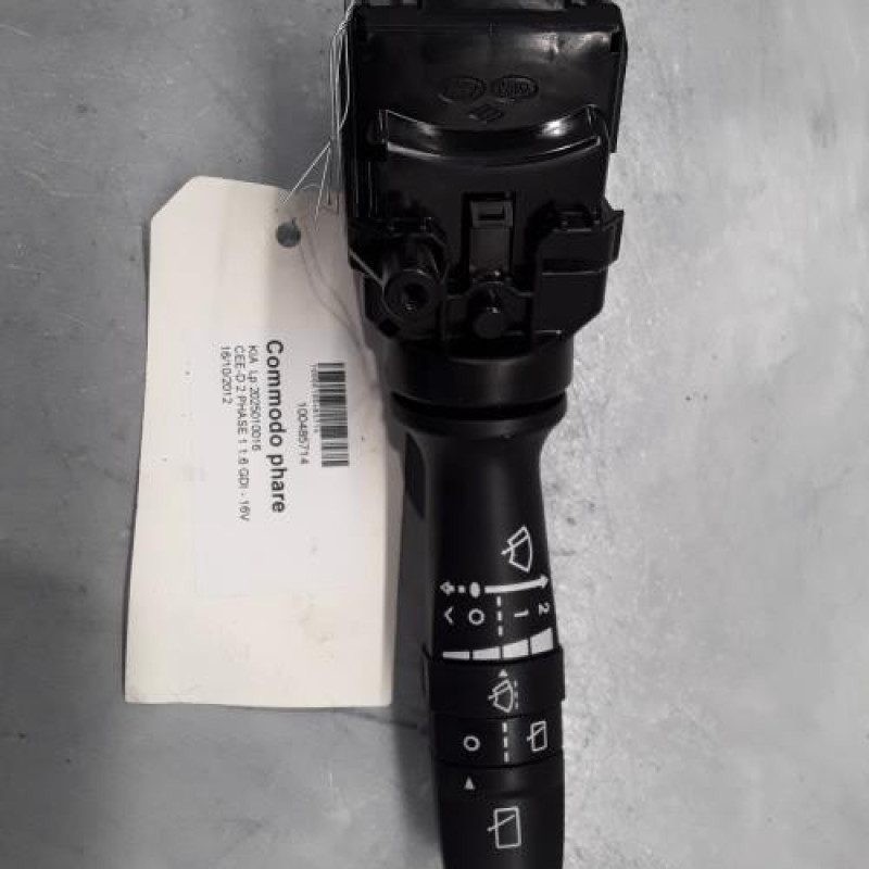 Commodo phare KIA CEE-D 2 Commodo phare KIA CEE-D 2