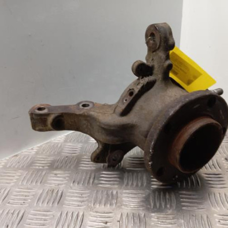 Moyeu avant gauche RENAULT MASTER 3