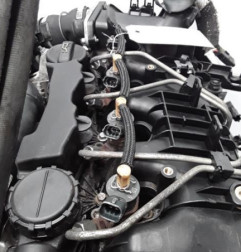 Moteur PEUGEOT 207 Photo n°7