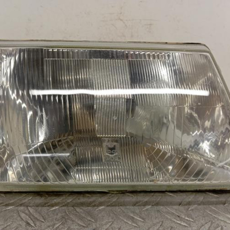 Optique avant principal droit (feux)(phare) PEUGEOT 309