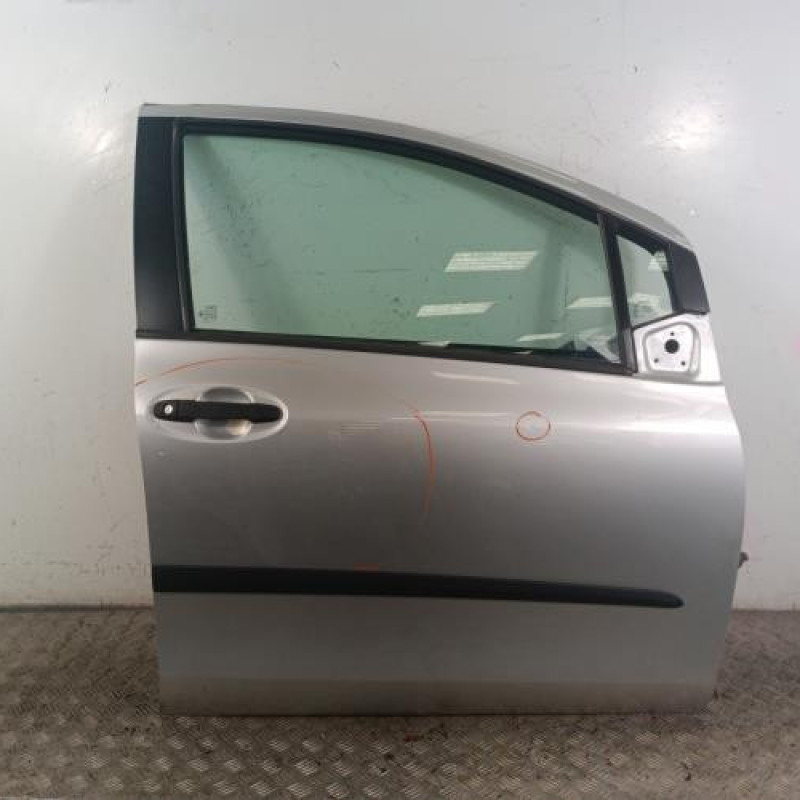 Porte avant droit TOYOTA YARIS 2