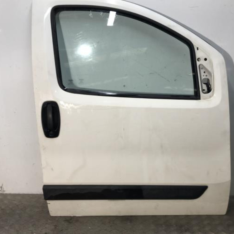 Porte avant droit PEUGEOT BIPPER Porte avant droit PEUGEOT BIPPER