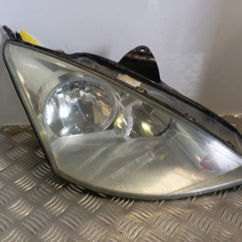 Optique avant principal droit (feux)(phare) FORD FOCUS 1