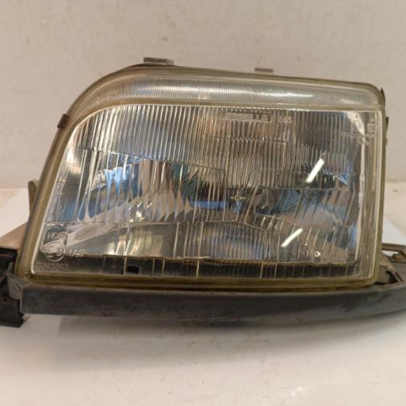 Optique avant principal gauche (feux)(phare) RENAULT CLIO 1