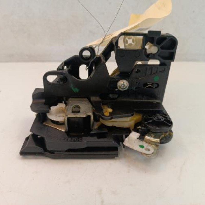 Serrure arriere droit DACIA SANDERO 2 Serrure arriere droit DACIA SANDERO 2