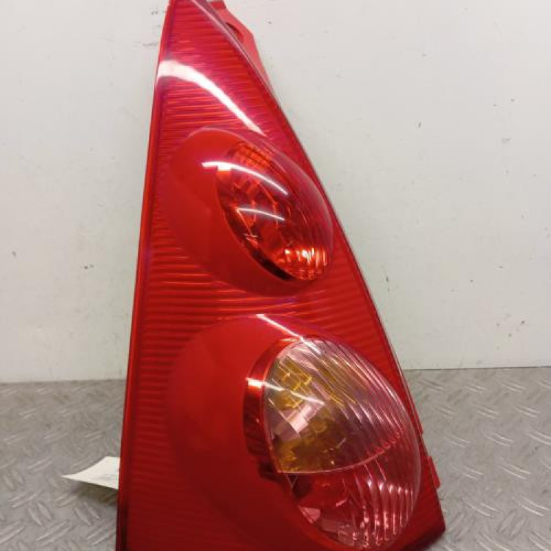 Feu arriere principal gauche (feux) PEUGEOT 107