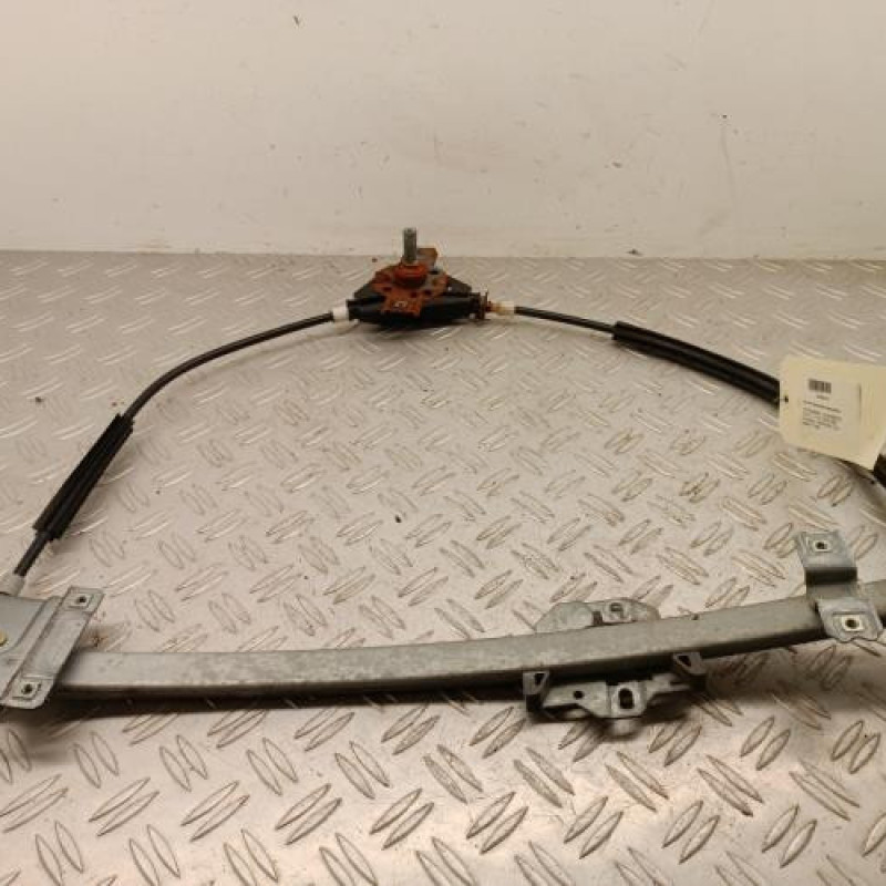 Leve vitre mecanique avant gauche VOLKSWAGEN GOLF 2