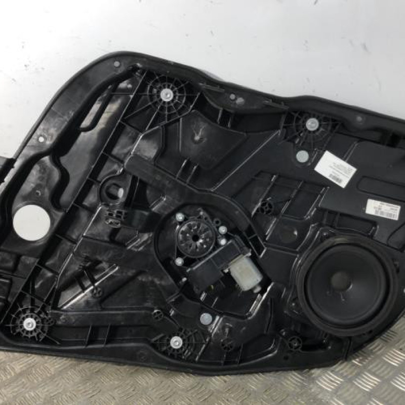 Leve vitre electrique avant droit HYUNDAI I 40