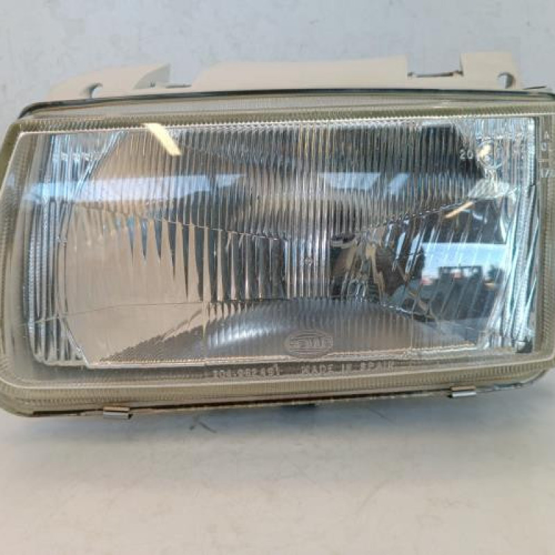 Optique avant principal gauche (feux)(phare) VOLKSWAGEN POLO 3