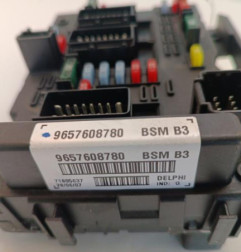 Boitier servitude moteur (BSM) PEUGEOT 206