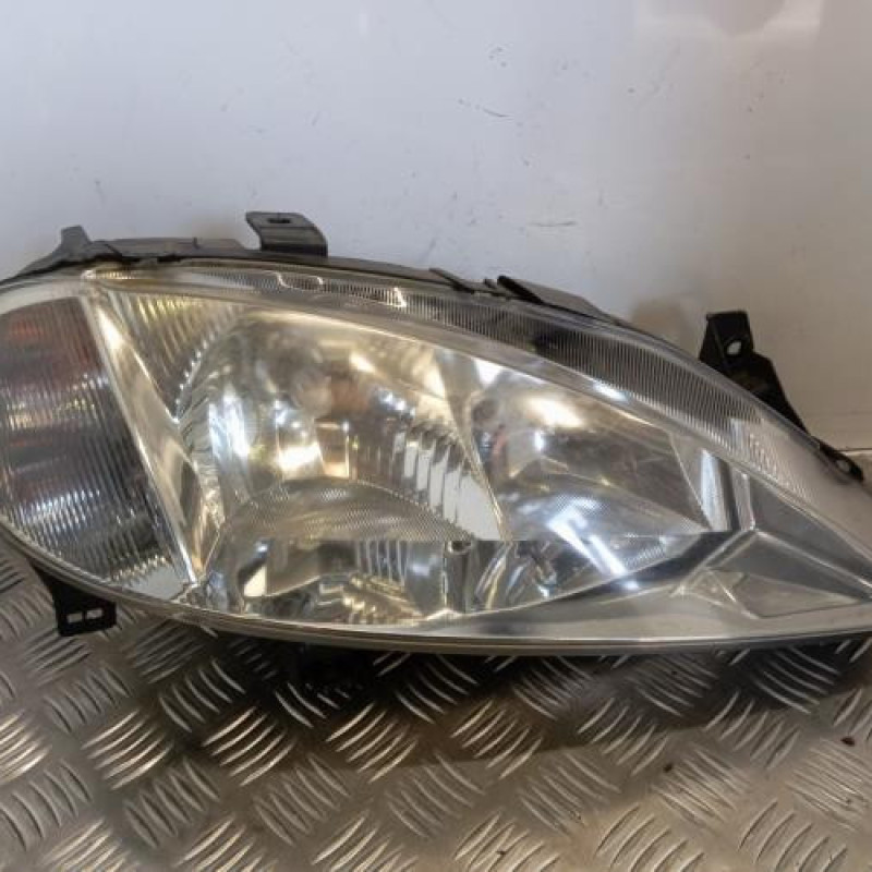 Optique avant principal droit (feux)(phare) RENAULT MEGANE 1