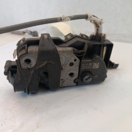 Serrure avant droit PEUGEOT 3008 2