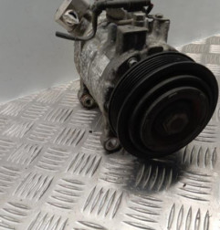 Compresseur clim BMW SERIE 1 F20 Photo n°3