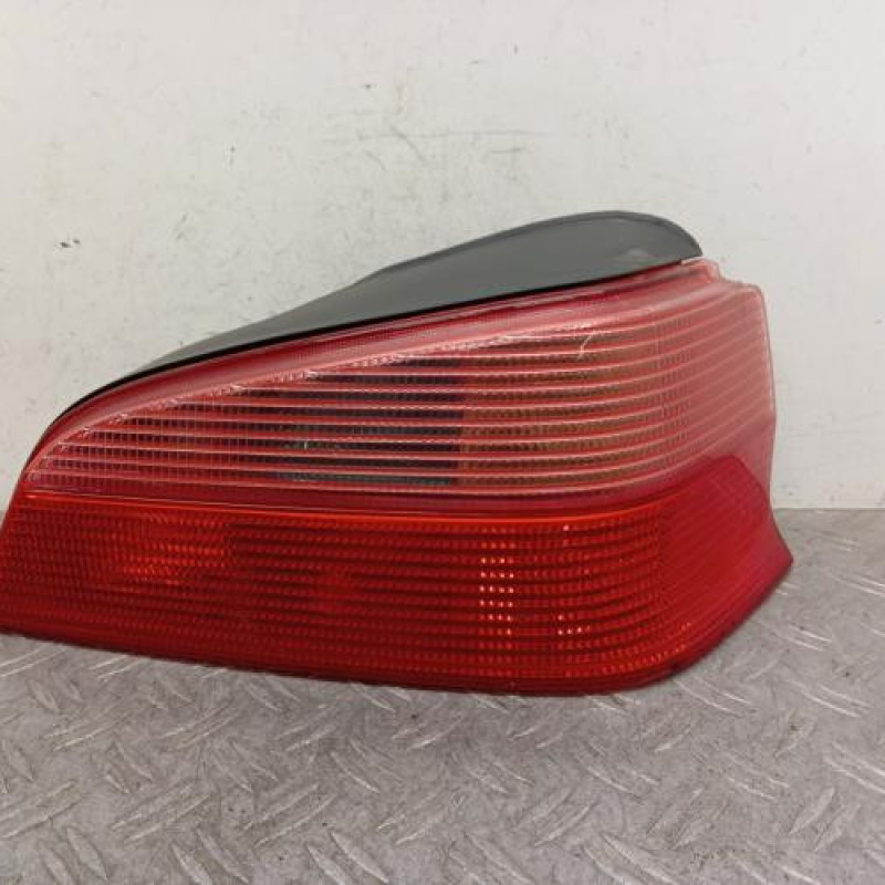 Feu arriere principal droit (feux) PEUGEOT 106