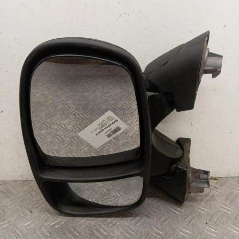 Retroviseur gauche OPEL VIVARO 1