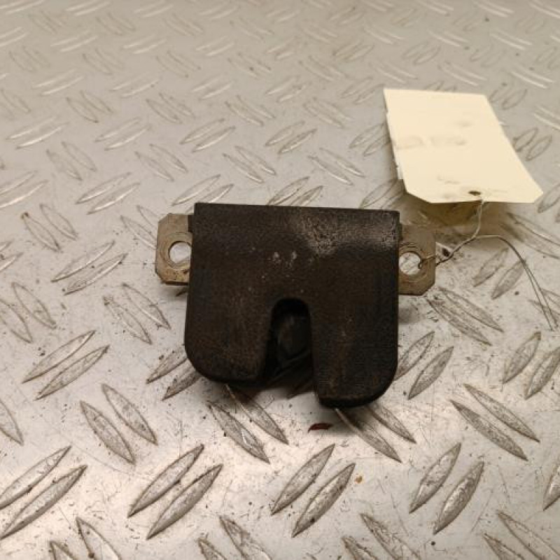 Serrure de hayon SEAT IBIZA 3 Serrure de hayon SEAT IBIZA 3