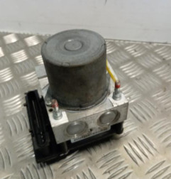 Bloc ABS (freins anti-blocage) TOYOTA VERSO