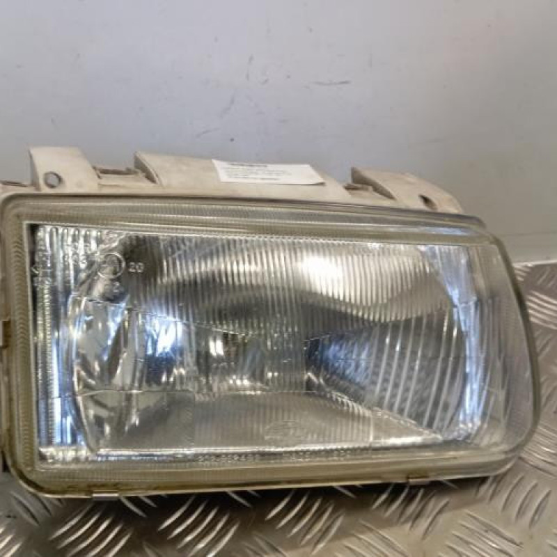 Optique avant principal droit (feux)(phare) VOLKSWAGEN POLO 3