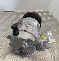 Compresseur clim OPEL CORSA E Photo n°3