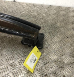 Renfort pare choc arriere (traverse) VOLKSWAGEN GOLF 5