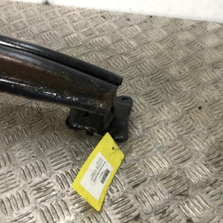 Renfort pare choc arriere (traverse) VOLKSWAGEN GOLF 5