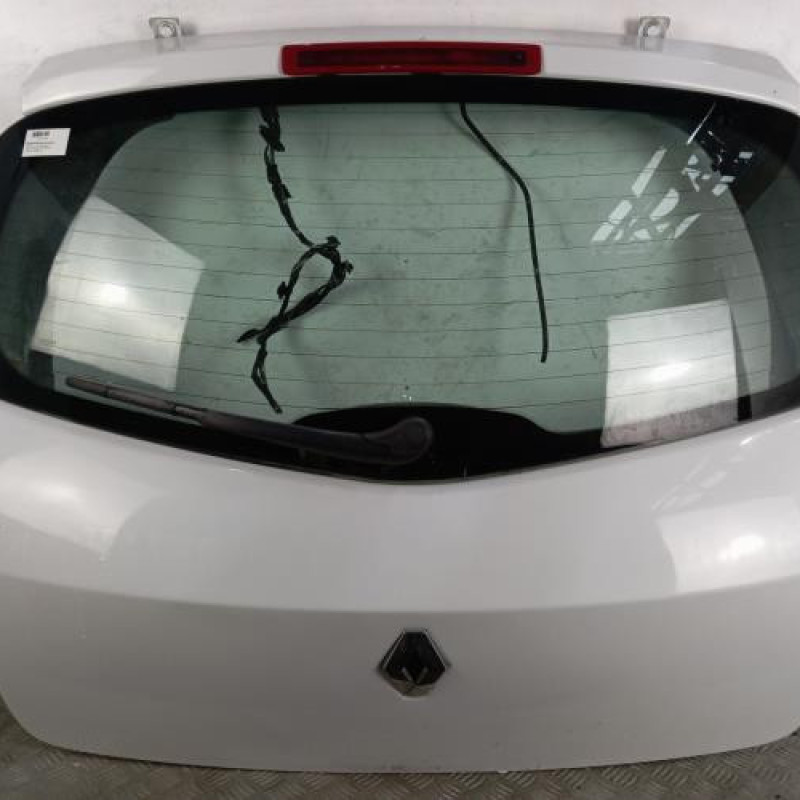 Malle/Hayon arriere RENAULT CLIO 3