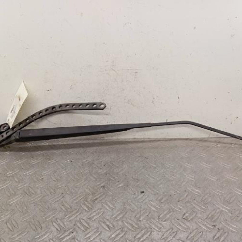 Bras essuie glace avant droit RENAULT SCENIC 2