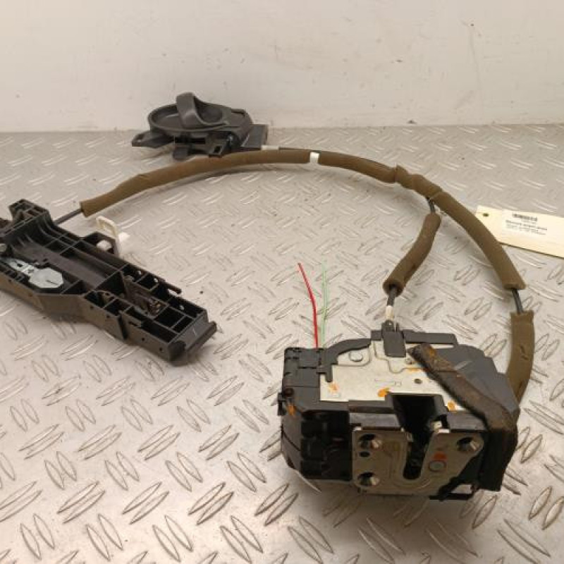 Serrure avant droit NISSAN NOTE 2 Serrure avant droit NISSAN NOTE 2