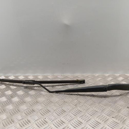 Bras essuie glace avant gauche RENAULT MEGANE 4