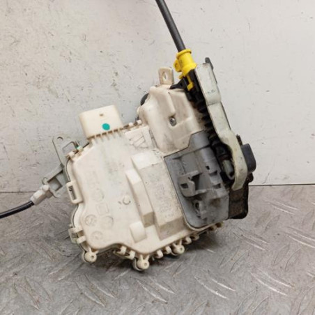 Serrure avant droit AUDI Q5 1