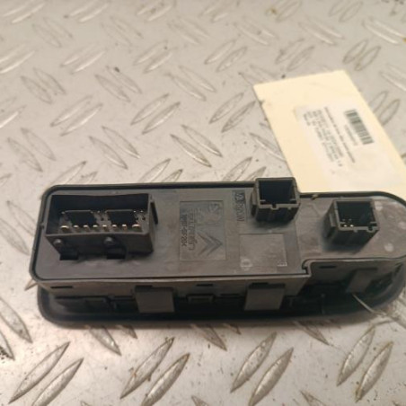 Interrupteur de leve vitre avant gauche PEUGEOT 308 1 SW