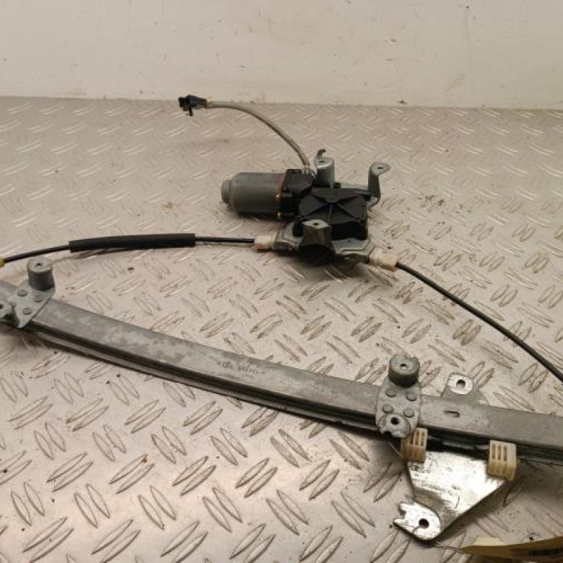 Leve vitre electrique avant gauche NISSAN ALMERA 2